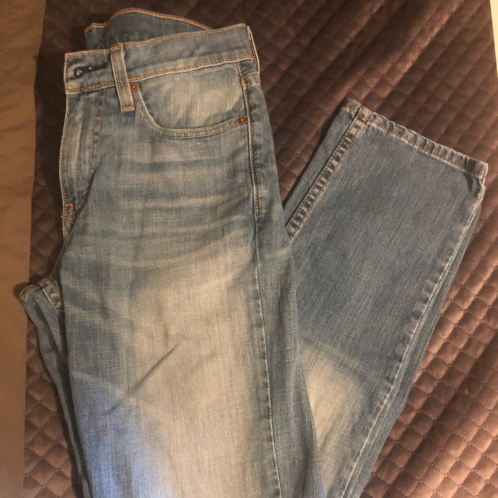 Women’s high waisted Levi’s 514